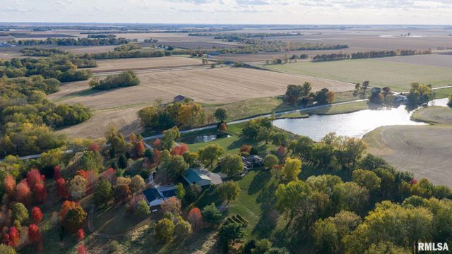 6263 BUNKER HILL Road, New Berlin, IL 62670