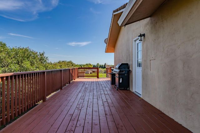 3050 Grapevine Gulch Rd, Ione, CA 95640