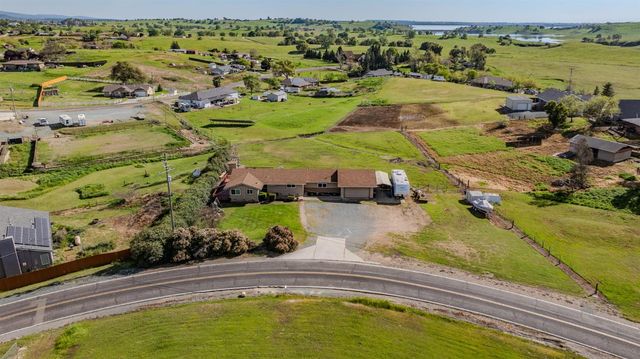 3050 Grapevine Gulch Rd, Ione, CA 95640