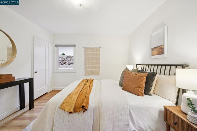 3927 3927 Canon Ave, Oakland, CA 94602