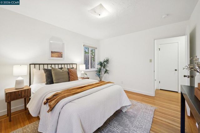 3927 3927 Canon Ave, Oakland, CA 94602