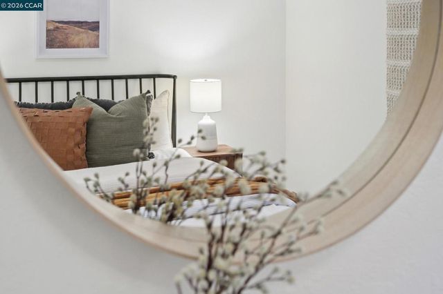 3927 3927 Canon Ave, Oakland, CA 94602