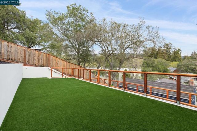 3927 3927 Canon Ave, Oakland, CA 94602