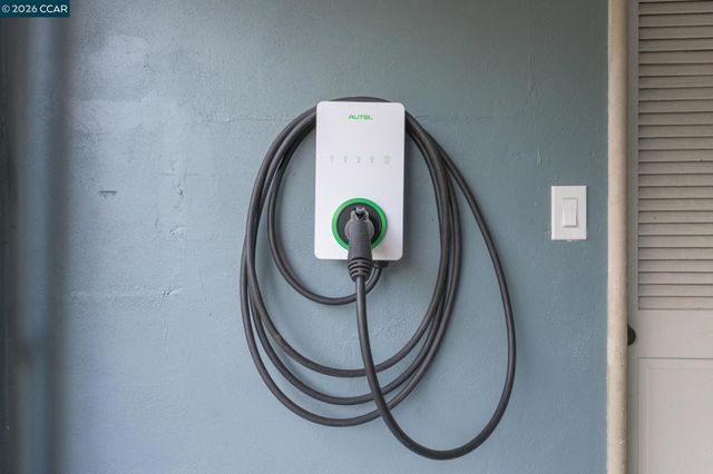 3927 3927 Canon Ave, Oakland, CA 94602