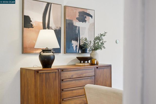 3927 3927 Canon Ave, Oakland, CA 94602