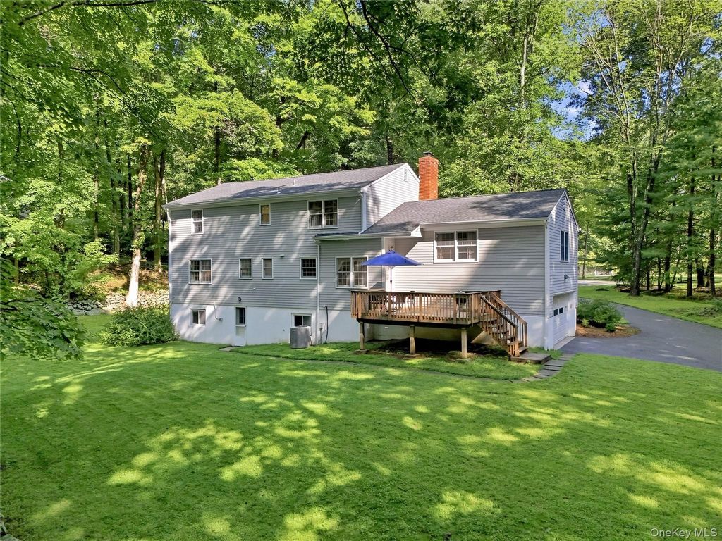 55 Brandon Drive, Mount Kisco, NY 10549 — photo 3