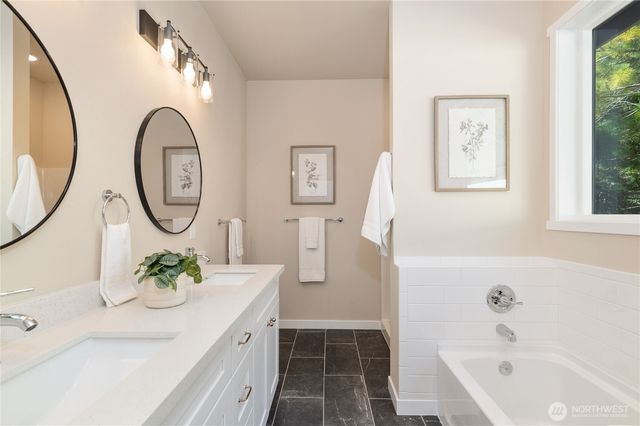 50 E Blackberry Lane, Union, WA 98592