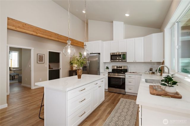 50 E Blackberry Lane, Union, WA 98592