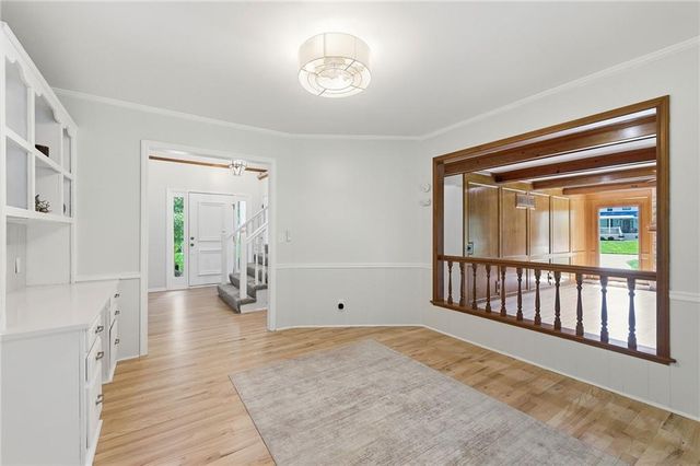16720 Grandview Street, Overland Park, KS 66085