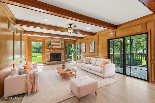 16720 Grandview Street, Overland Park, KS 66085