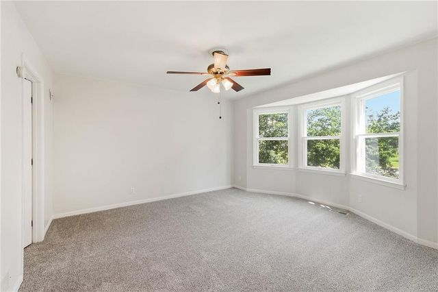 16720 Grandview Street, Overland Park, KS 66085