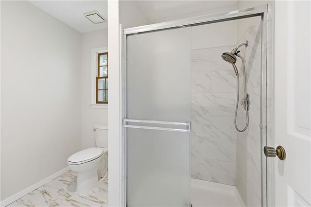16720 Grandview Street, Overland Park, KS 66085