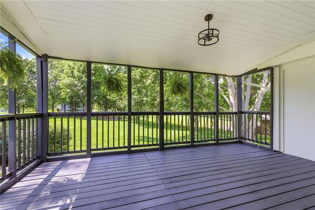 16720 Grandview Street, Overland Park, KS 66085
