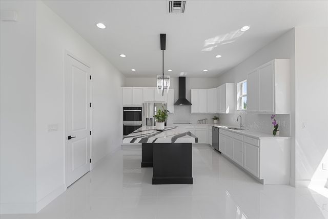 5333 Liberty Lane, Westlake, FL 33470