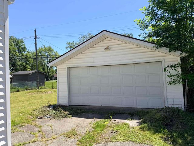 1005 W Dunn Avenue, Muncie, IN 47303