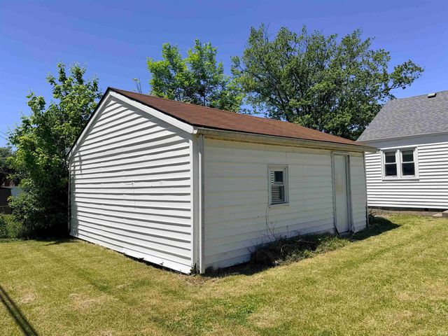 1005 W Dunn Avenue, Muncie, IN 47303