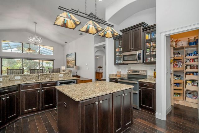 19361 YELLOW CLOVER DRIVE, Tampa, FL 33647