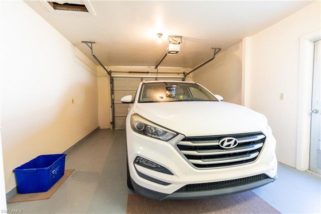 2011 SE 12th TER, Cape Coral, FL 33990