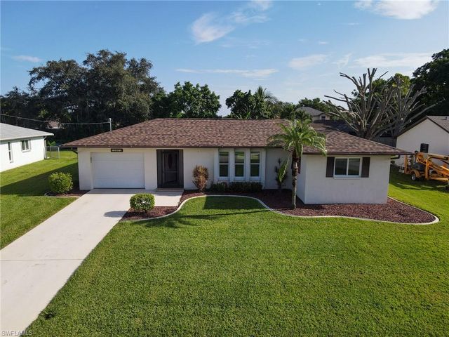 2011 SE 12th TER, Cape Coral, FL 33990