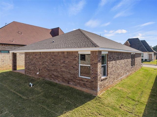 808 Venice Court, Kingfisher, OK 73750