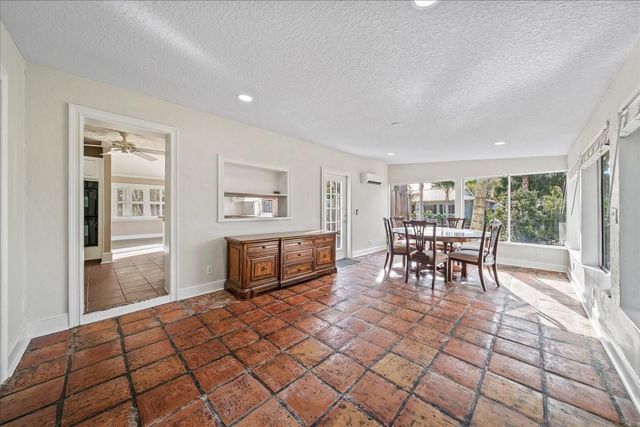 9670 Mockingbird, Micco, FL 32976