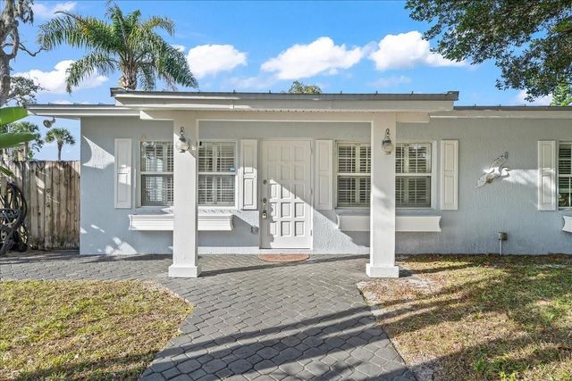 9670 Mockingbird, Micco, FL 32976