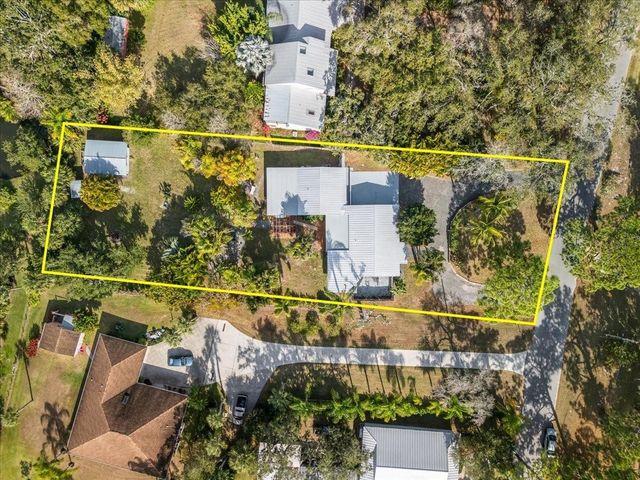 9670 Mockingbird, Micco, FL 32976