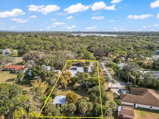 9670 Mockingbird, Micco, FL 32976