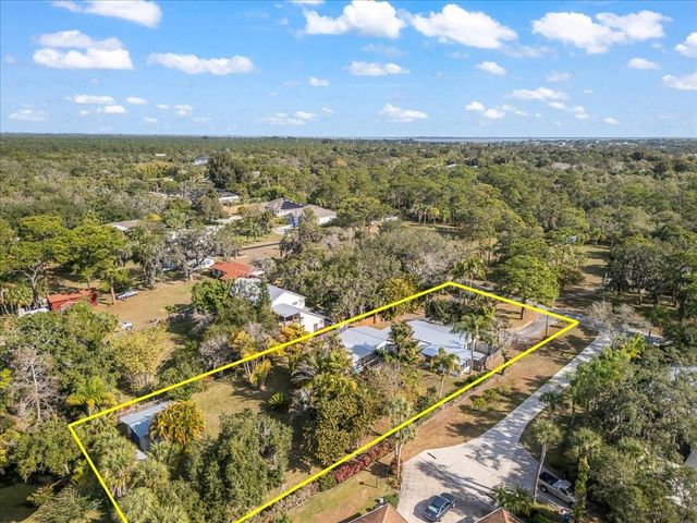 9670 Mockingbird, Micco, FL 32976