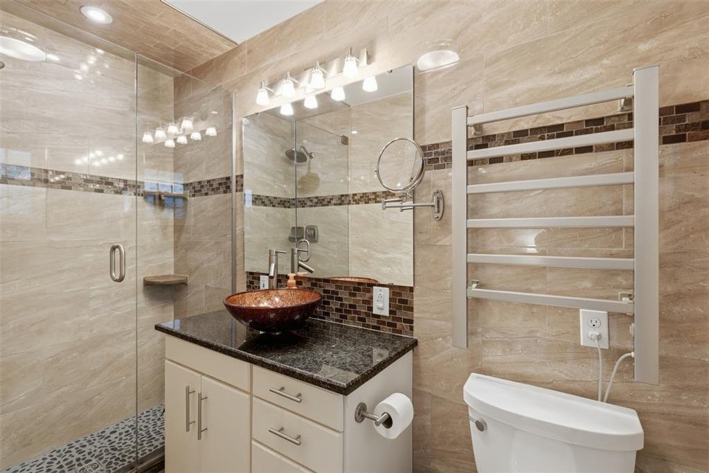 Image 24 of property listing at 1024 W Will Rogers Drive, Stillwater, OK 74075