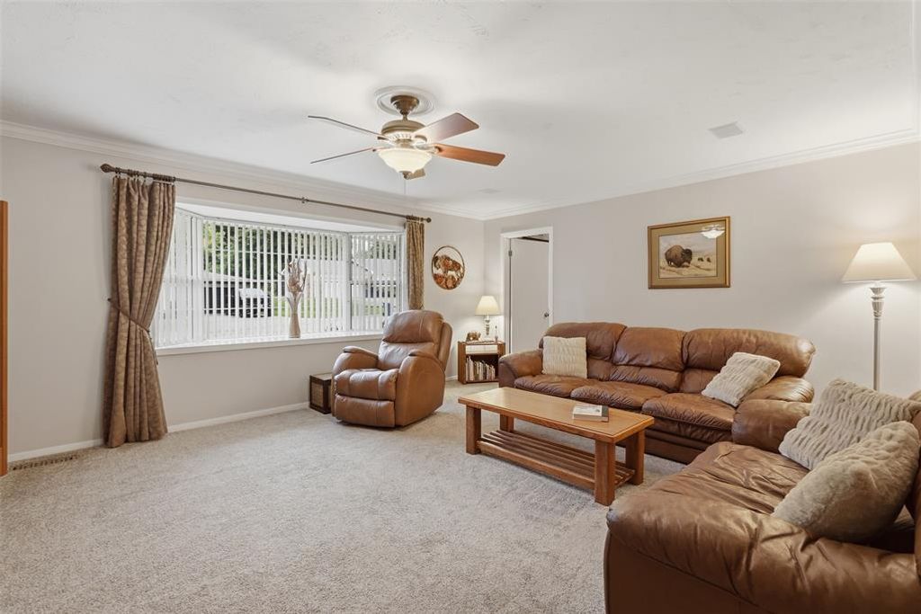 Image 7 of property listing at 1024 W Will Rogers Drive, Stillwater, OK 74075
