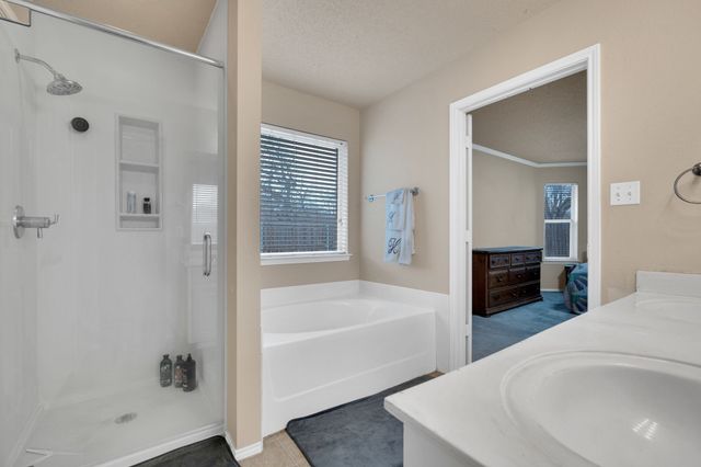 412 Barbara Jean Lane, Burleson, TX 76028