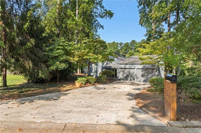 2571 Sandy Court, Marietta, GA 30066