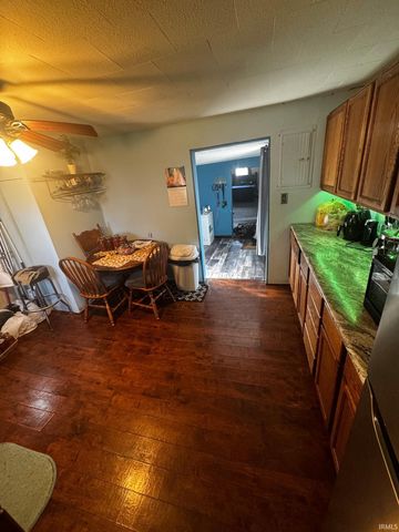 600 E street Street, Walton, IN 46994