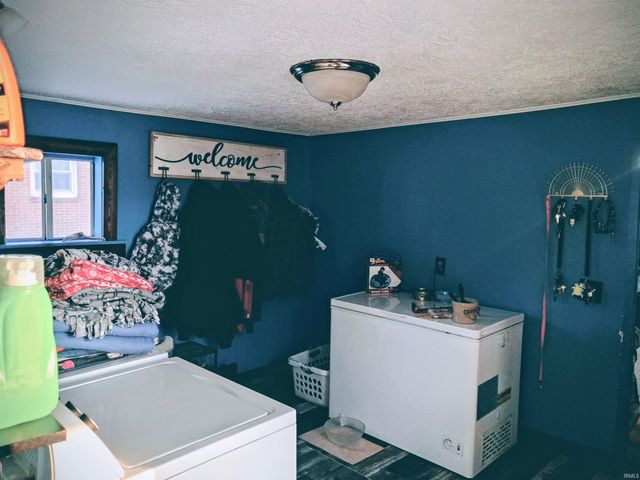 600 E street Street, Walton, IN 46994