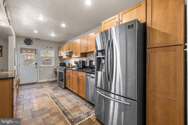 6447 BLENHEIM RD, Baltimore, MD 21212