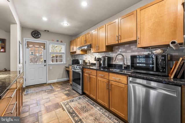 6447 BLENHEIM RD, Baltimore, MD 21212