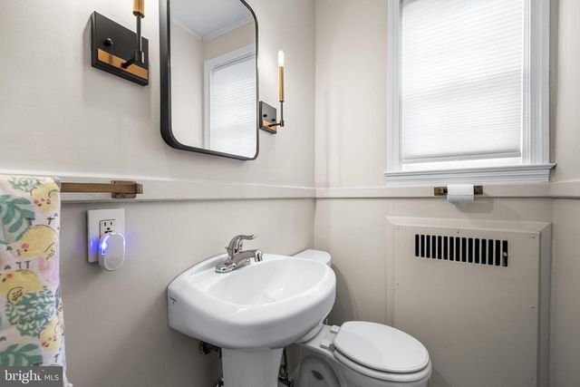 6447 BLENHEIM RD, Baltimore, MD 21212