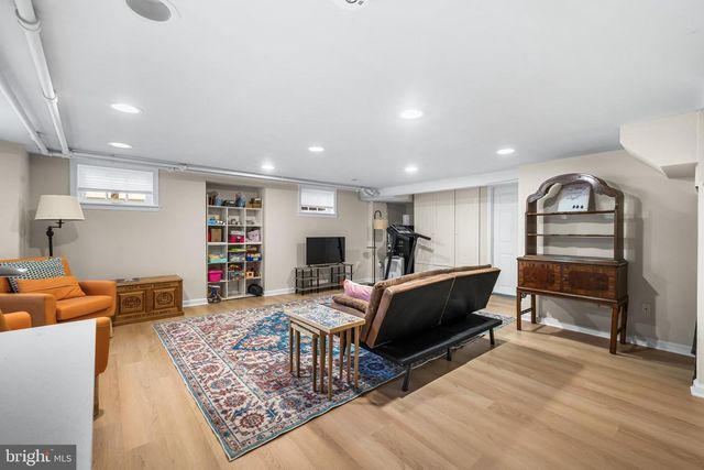 6447 BLENHEIM RD, Baltimore, MD 21212