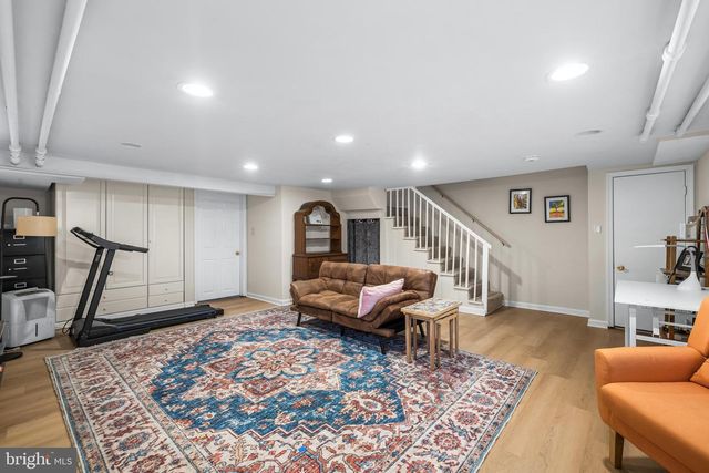 6447 BLENHEIM RD, Baltimore, MD 21212