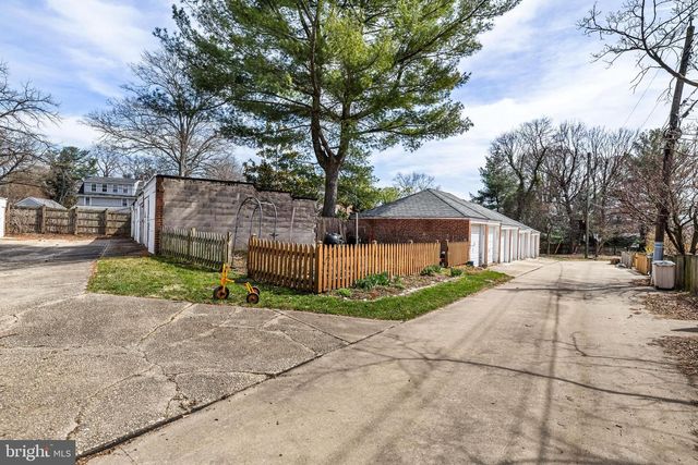 6447 BLENHEIM RD, Baltimore, MD 21212