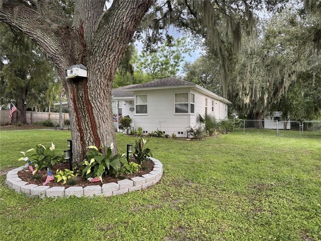 552 PALENCIA PLACE, Lakeland, FL 33803