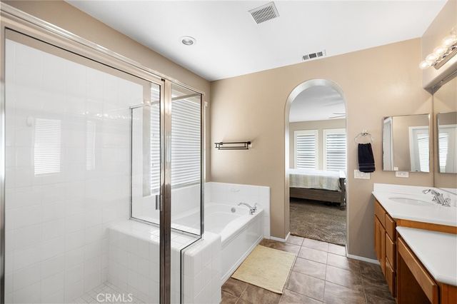 33713 Pebble Brook Circle, Temecula, CA 92592