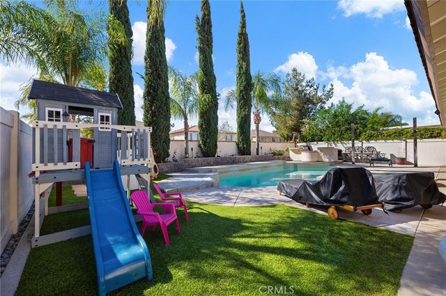 33713 Pebble Brook Circle, Temecula, CA 92592