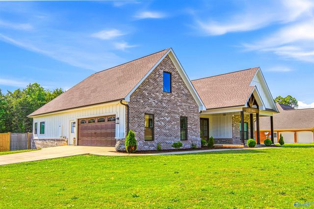 482 Deer Run Circle, Rogersville, AL 35652