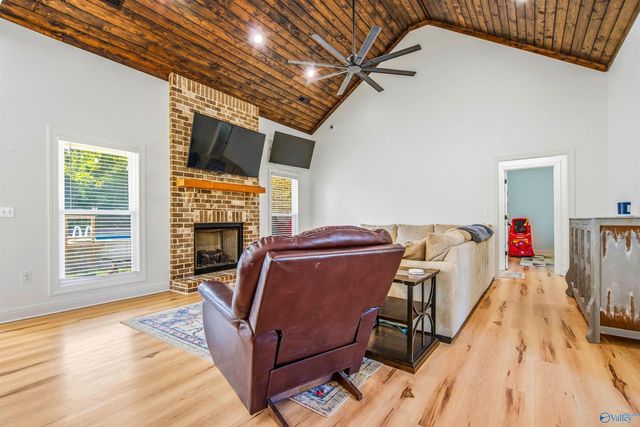 482 Deer Run Circle, Rogersville, AL 35652
