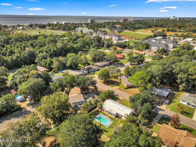 244 Beeman Drive, Biloxi, MS 39531