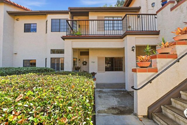 3507 Somerset Way, Carlsbad, CA 92010