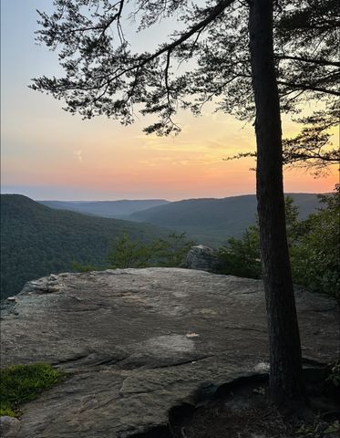 755 Music City Ranch Ln, Sparta, TN 38583