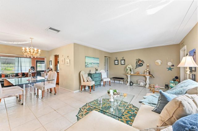 103 SW 18th Street, Boynton Beach, FL 33426